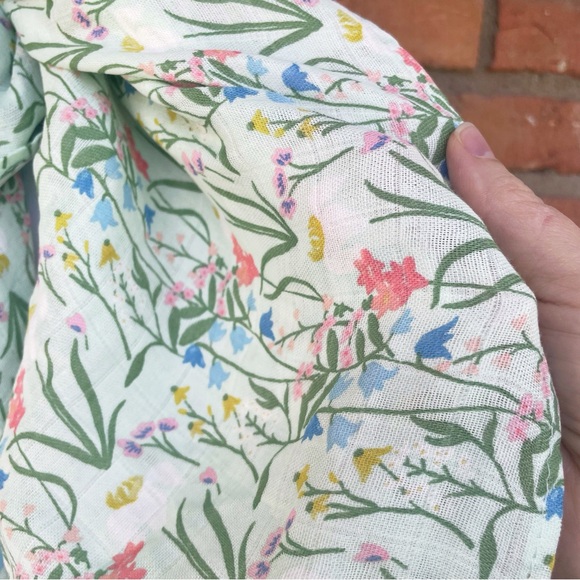 ANGEL DEAR Large Floral Spring/Summer Scarf - Picture 3 of 6